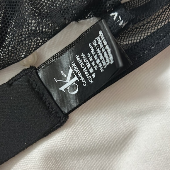 CALVIN KLEIN MESH UNLINNED BRALETTE - Picture 5 of 9